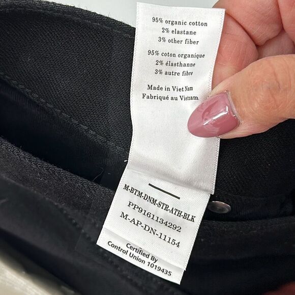 NWT Everlane Black The Relaxed 4-Way Stretch Organic Jean Uniform Size 32x32 - Picture 9 of 11